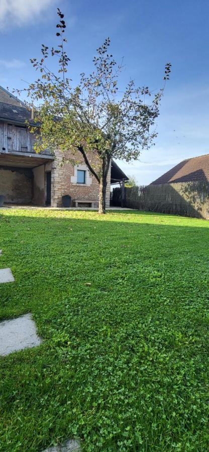 Le Gite Des Jardins Entrains-sur-Nohain Kültér fotó